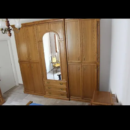Apartment La Casetta Del Cacciatore Civitaluparella